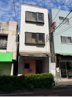 新井薬師前駅徒歩3分　五中つつじ通り沿いにある内装美麗な蕎麦屋居抜き店舗！